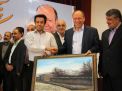 گزارش تصویری از اهداء جوایز  در همایش تجلیل از پرفسور علی اکبر جلالی چهره ماندگار شهرستان شاهرود 